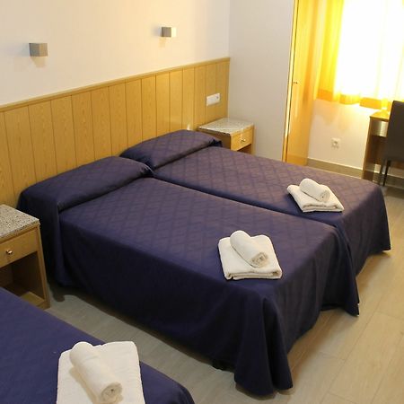 Hostal Conchita Legazpi Мадрид Экстерьер фото